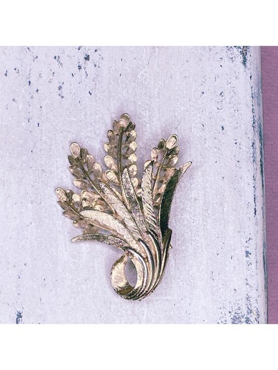 Vintage Jewelry - 94. Bronze Wheat Vintage Bronze Brooch